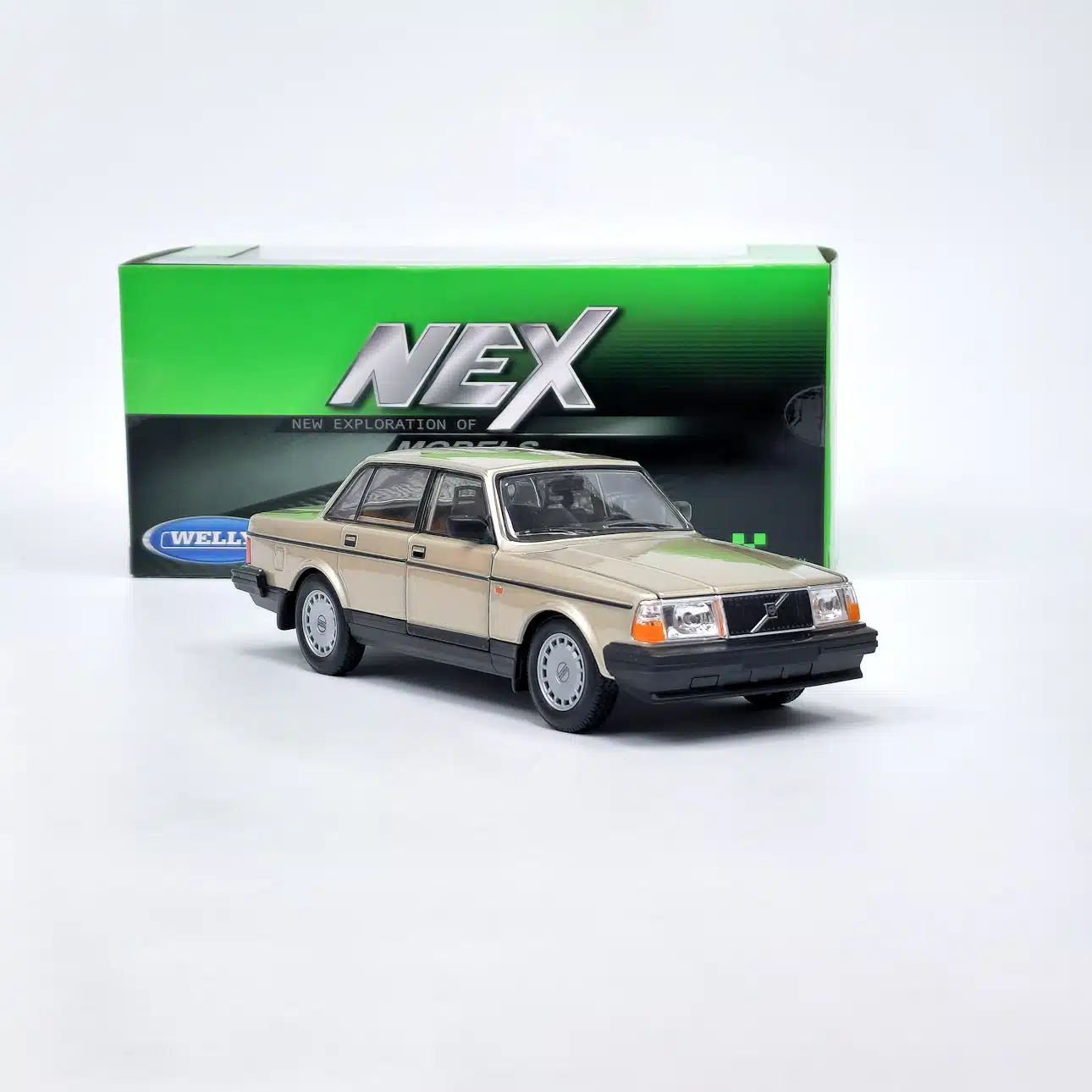 Volvo 240GL i metall
