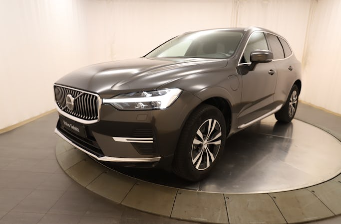 Volvo XC60 2025