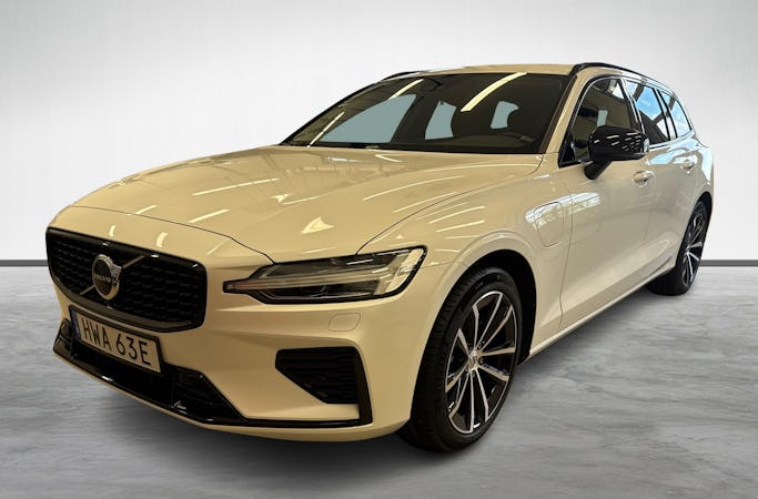 Volvo V60 2025