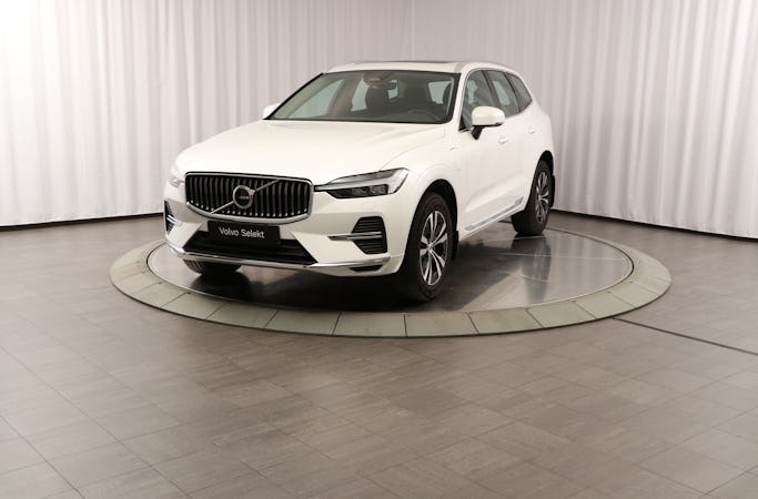 Volvo XC60 2025
